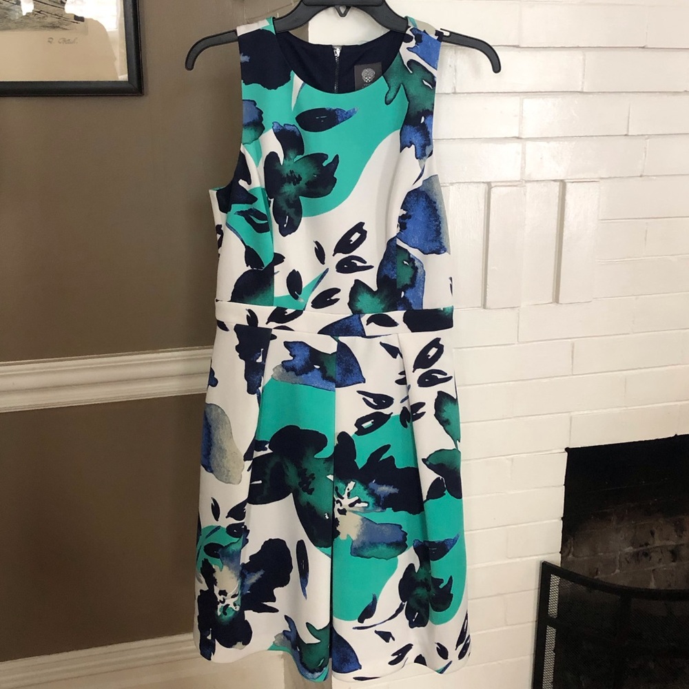 NWT Vince Camuto Sleeveless Dress with Pockets